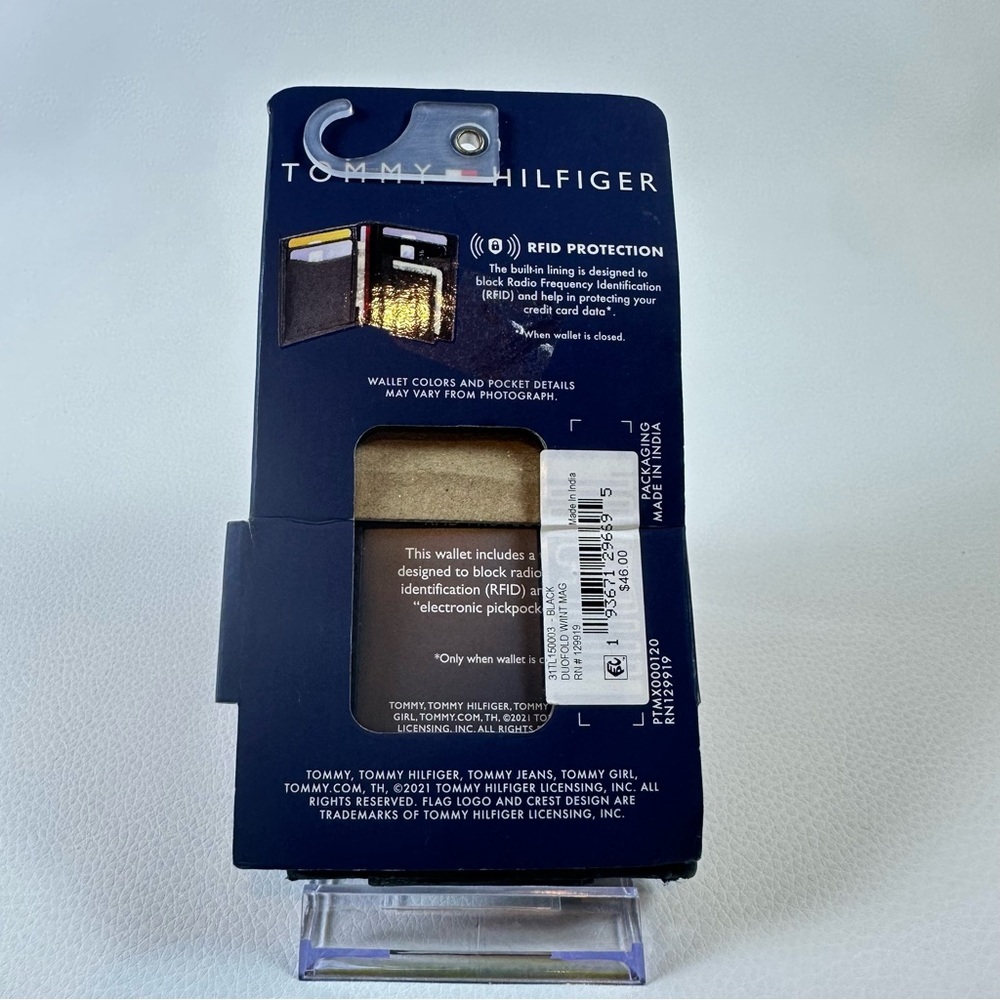 4/$25**NEW Men’s Tommy Hilfiger Black Leather RFID Wallet - Picture 2 of 5